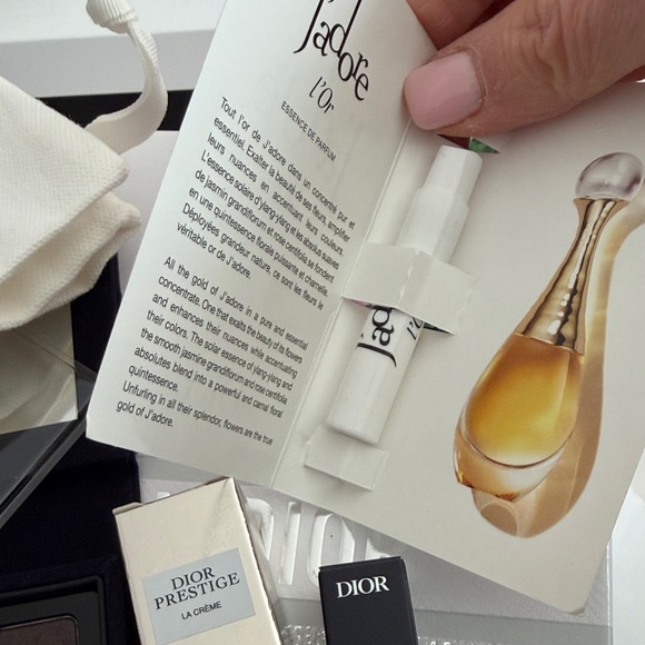 Dior ECRIN COUTURE iconic eye makeup Eyeshadow Palette with pouch, 3 Dior sample - Picture 5 of 12